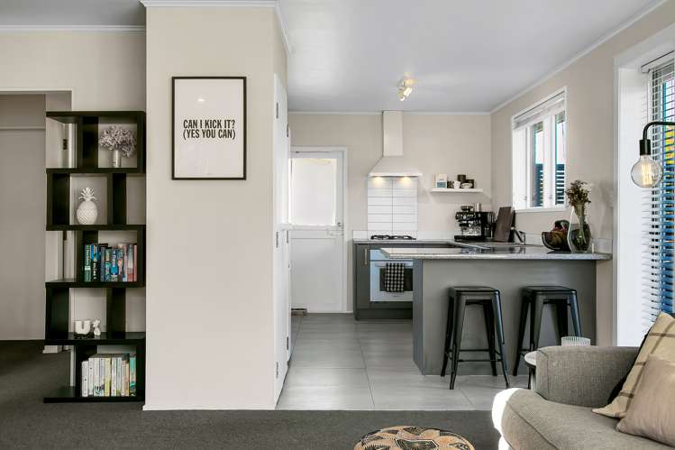 1/8 Akehurst Avenue New Lynn_5