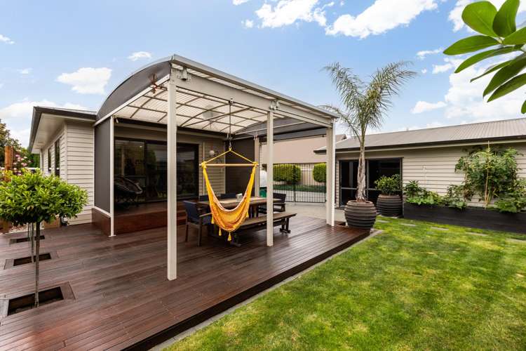 5 Anna Lane Raureka_17