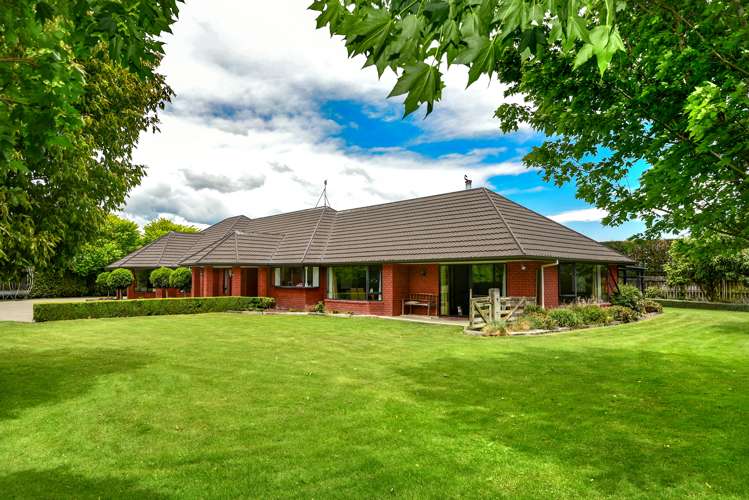 1495 Telegraph Road Darfield_1