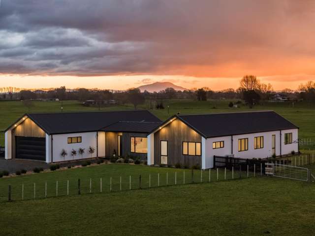 Modern masterpiece, meets country calm!
