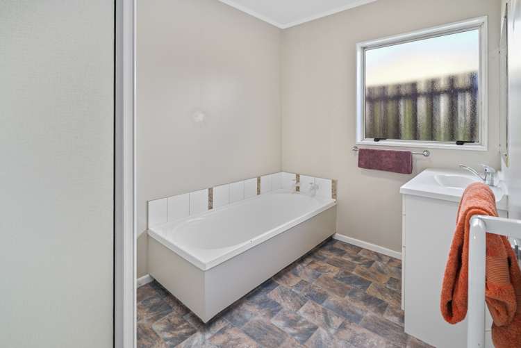 4/409 Main Road Stoke Stoke_13