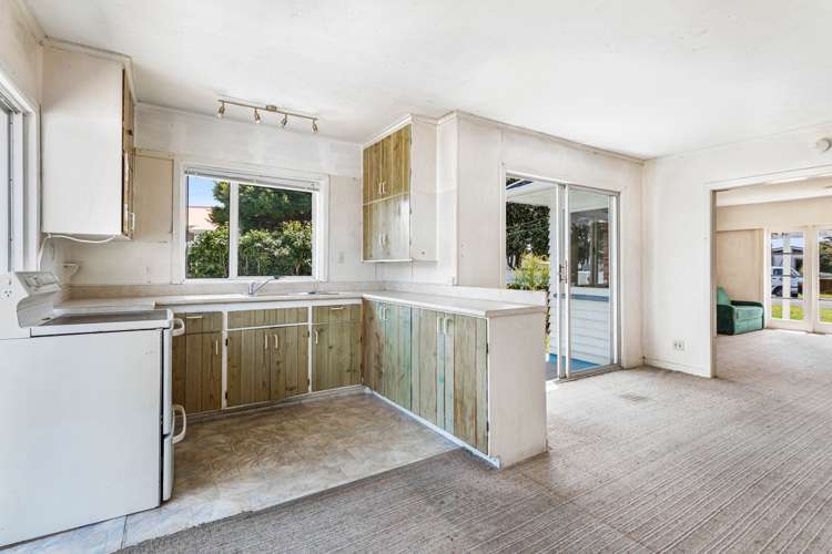 2 Barberry Lane Te Atatu Peninsula_5