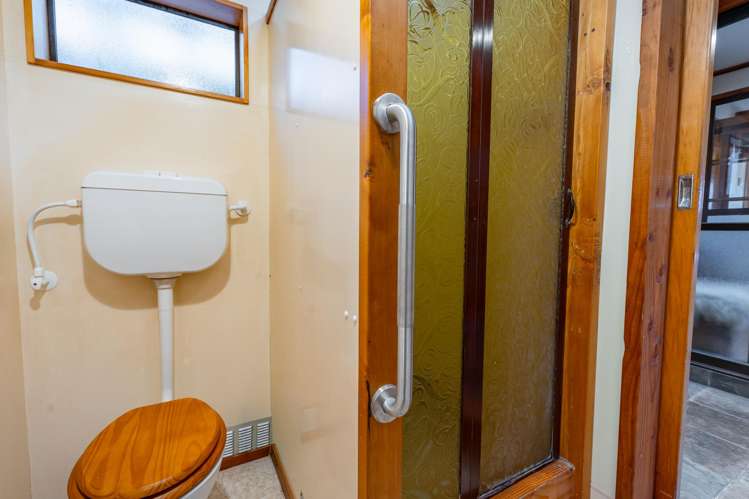 20 and 20A Kalaugher Road Geraldine_40