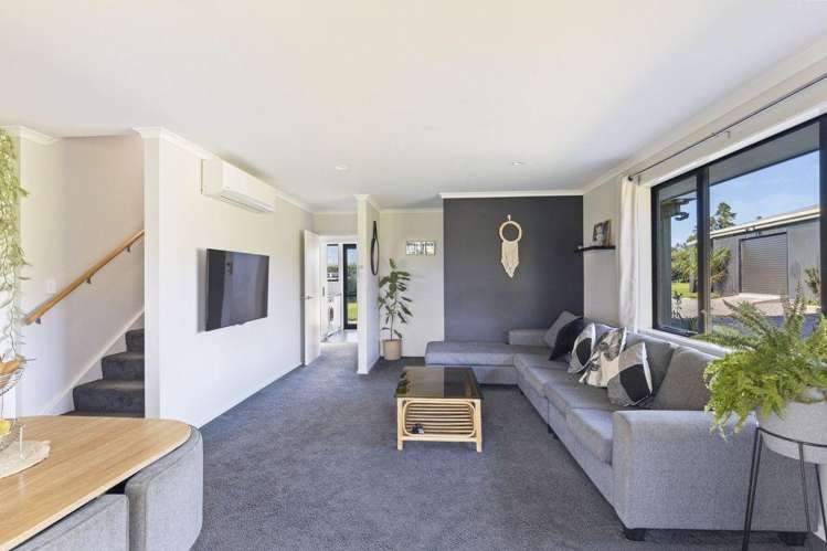 62 Maire Street 1240_8