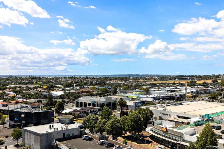 909/20 Mccrae Way New Lynn_4