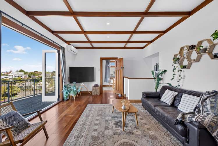 8 Harvey Road Bluff Hill_2