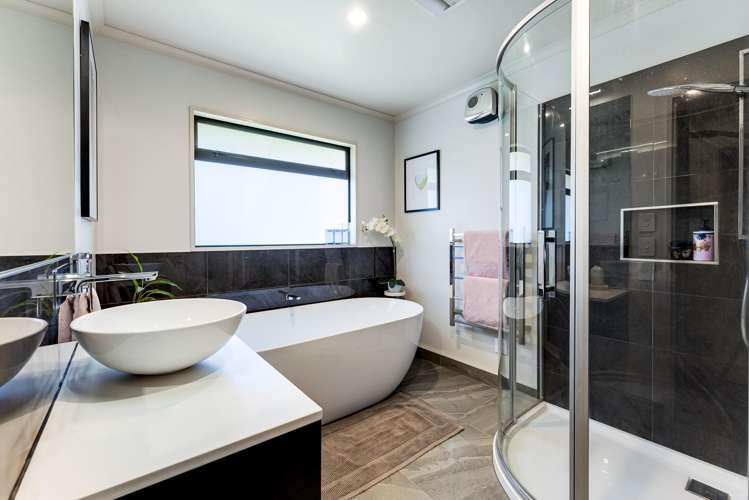 36 Cambelldon Crescent Stoke_18