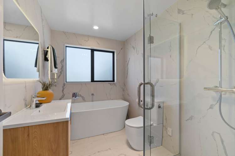 88A Norman Lesser Drive St Johns_6