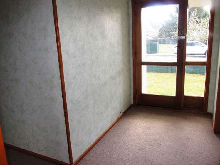 27 Plaskett Street Reefton_11