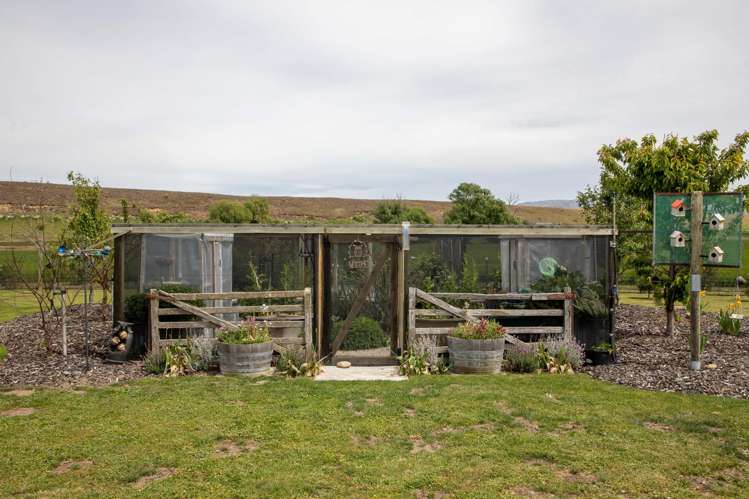 57 Golden Road Alexandra_34