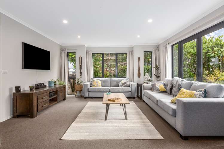 15 Ashwood Street Woodridge_14