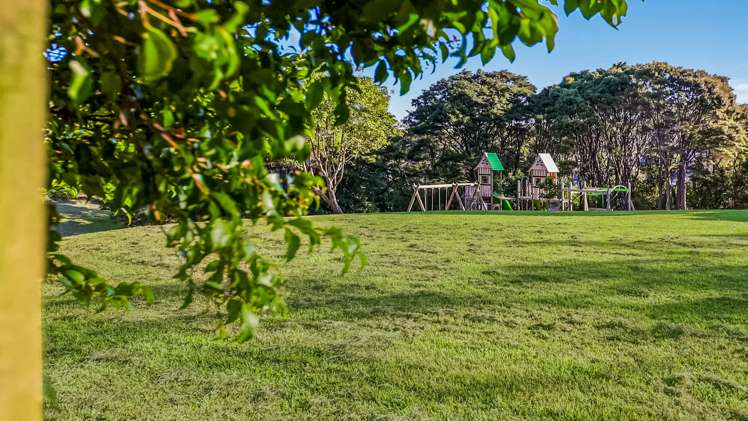 36 Springtime Crescent Stanmore Bay_32