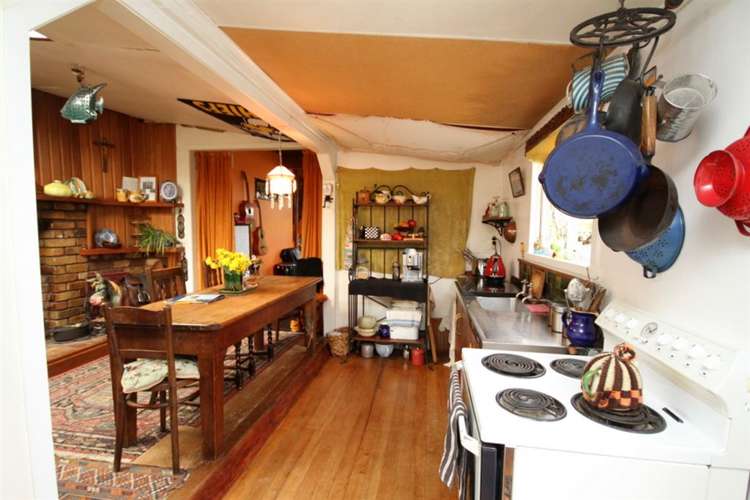 74 Victoria Street Waikino_7