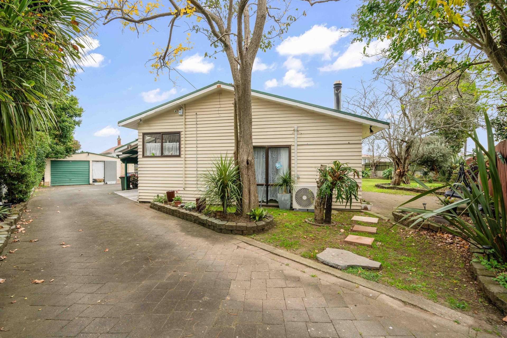 4 and 6 Resolute Way Papakura_0