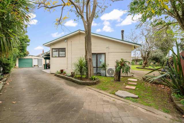 Two Titles on 1,905sqm - Must sell at Auction