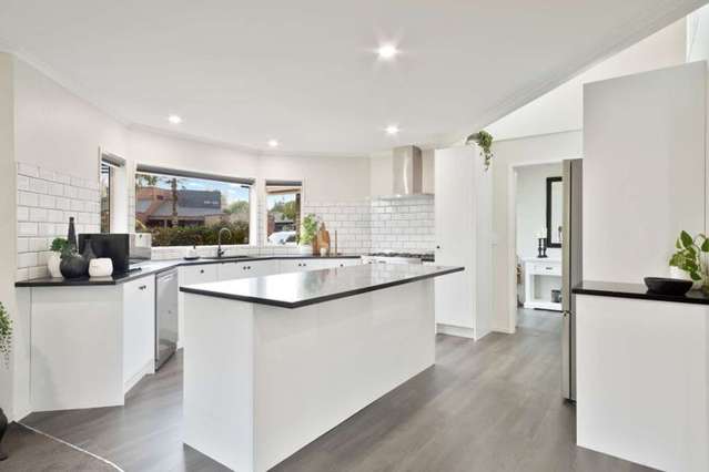 4 Longwood Place Harrowfield_4