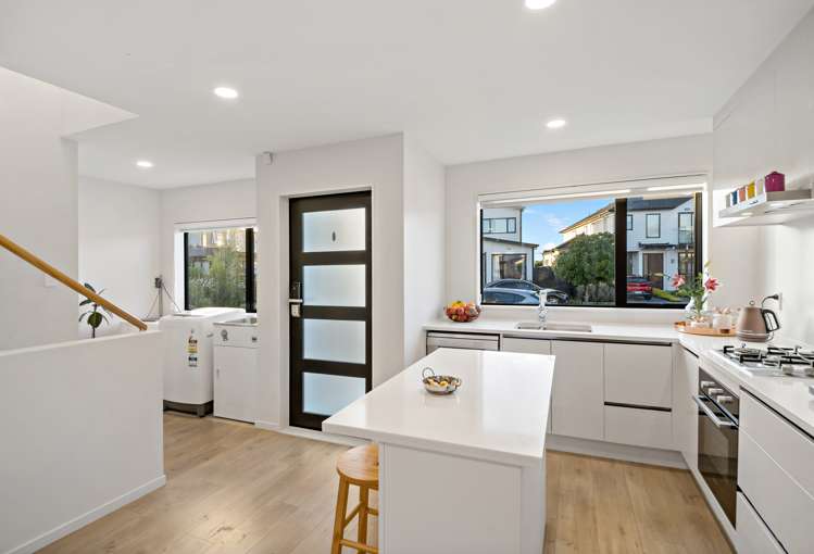 13 Kokowai Parade Hobsonville_6