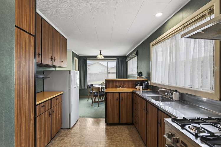 8 Silby Street Waitara_15