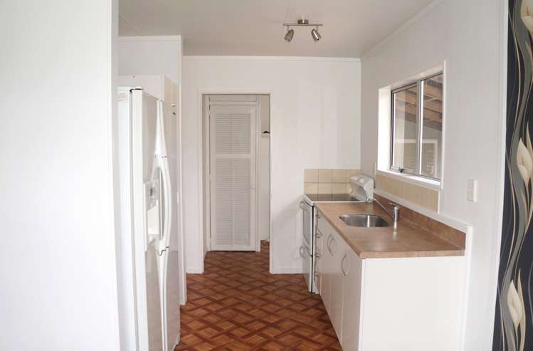 16 Moki Place Ruakaka_6