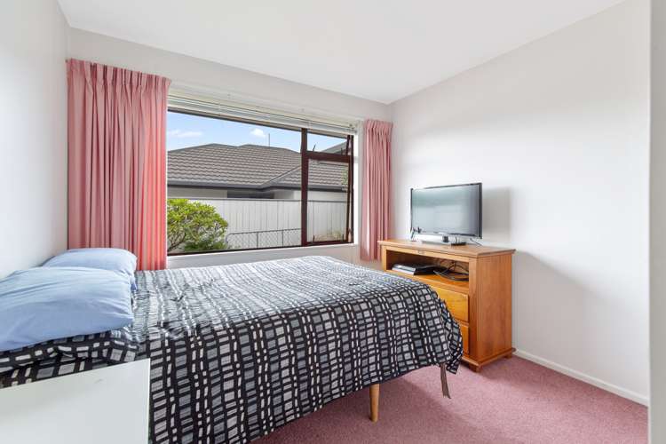 7 Mary Ann Muller Crescent Stoke_11