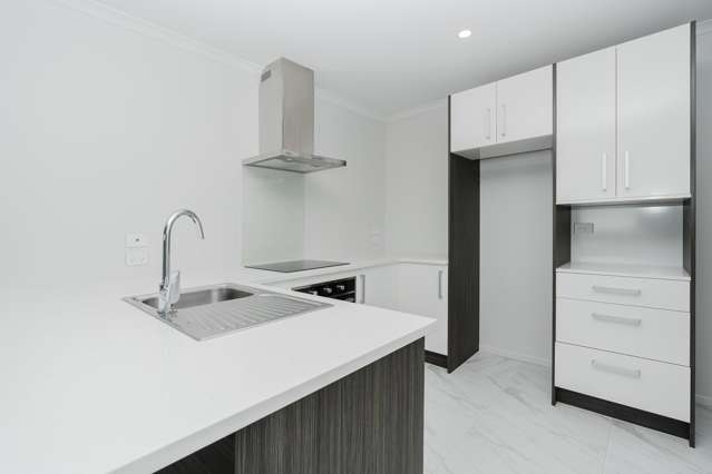 Modern City Living - Private & Secure!