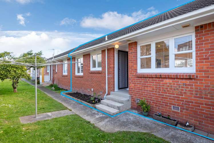 2/134 Onewa Road Northcote_11