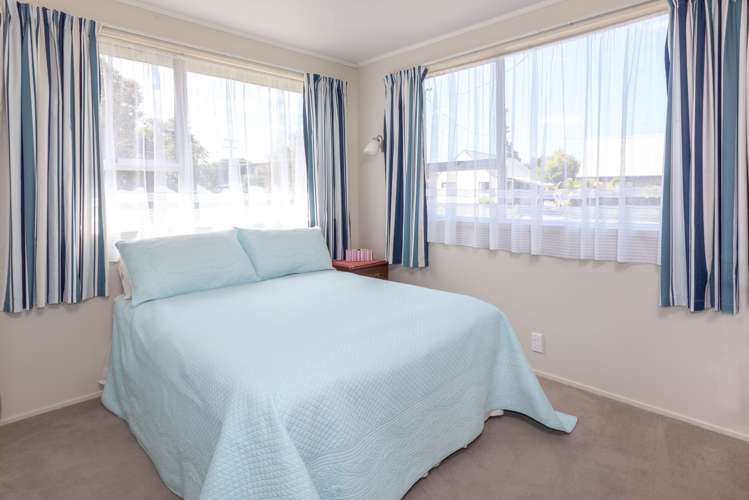 135 Linton Crescent Whangamata_11