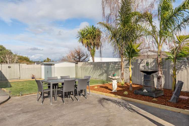 6 Tyrian Close Half Moon Bay_17