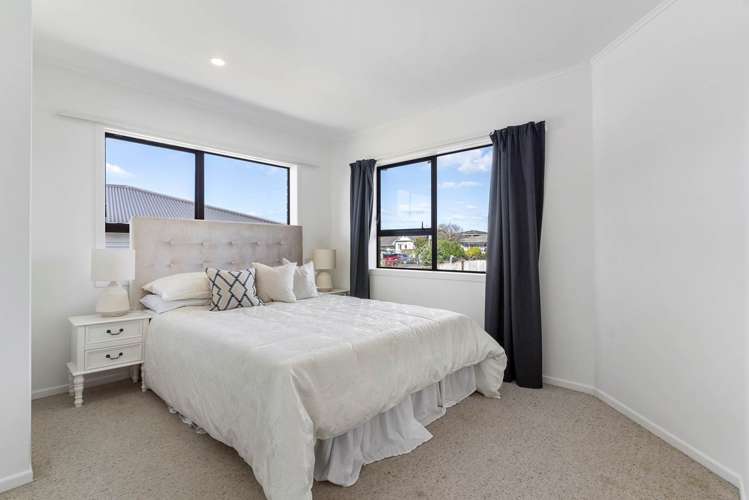 45 Bradbury Road Botany Downs_17