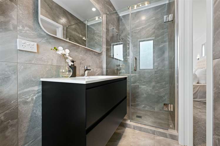 1 Couldsack Avenue Chartwell_18