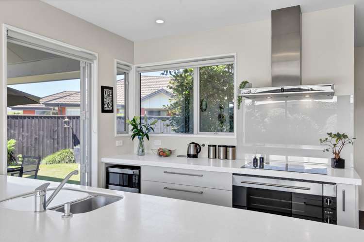 8 Wisteria Lane Rangiora_2