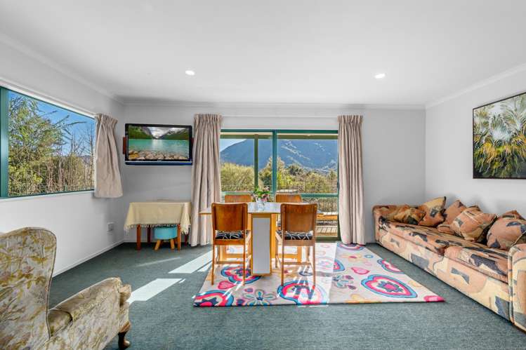 826 Queen Charlotte Drive Havelock_20