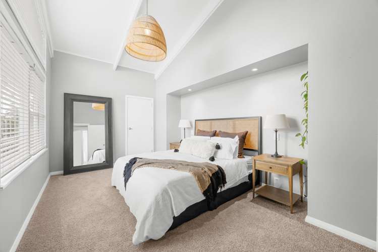 48 Ellesmere Crescent Pakuranga Heights_16