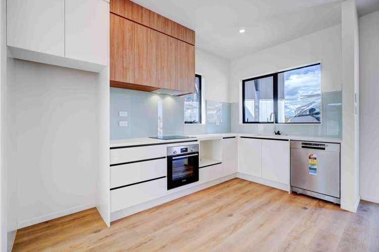 17 & 19 Aratuhia Lane Papakura_4