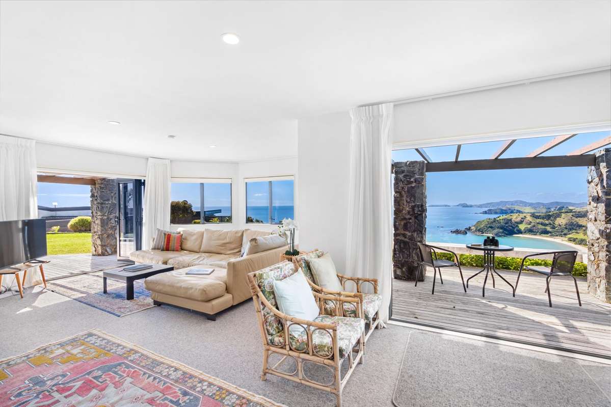 1692E Wainui Road_1