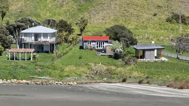 173 Mahia East Coast Road, Oraka Māhia_1