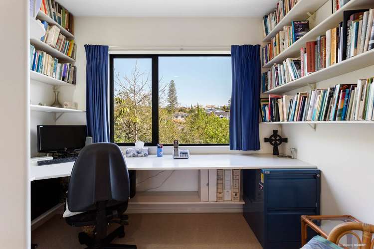 2/9 Bevyn Street Castor Bay_8