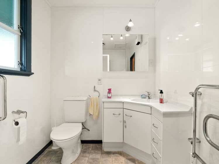 42 Middleton Road Kew_10