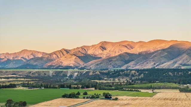 25 Lake McKay Drive Luggate_3