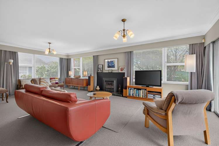 26 Wai-iti Crescent Woburn_5