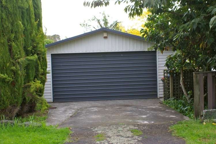 11 Garland Road Greenlane_9