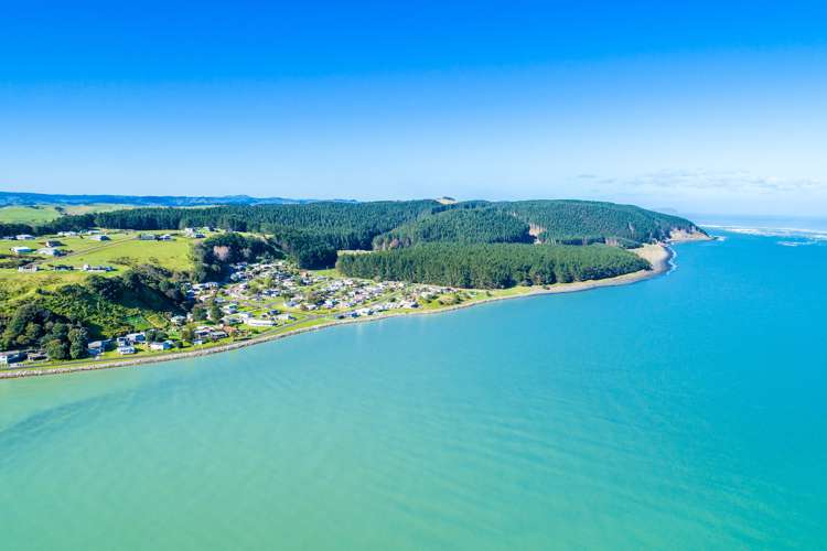 107 Cooper Drive Kawhia_28