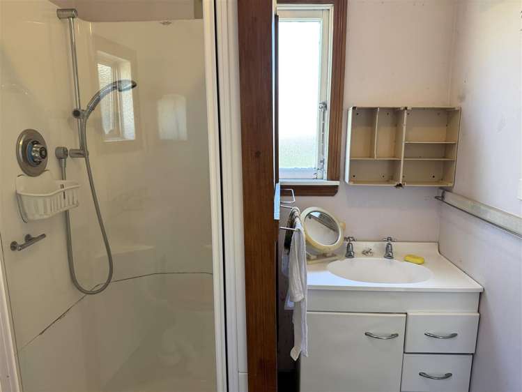 18 Doyle Street Blaketown_14