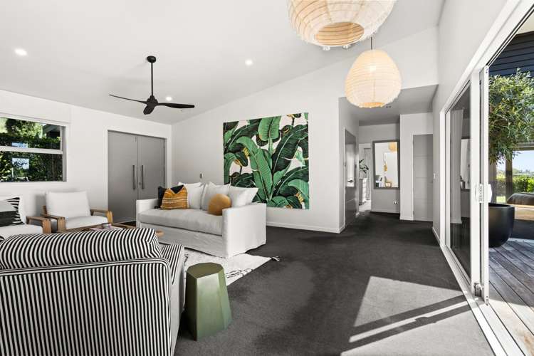 257 Black Barn Road_4