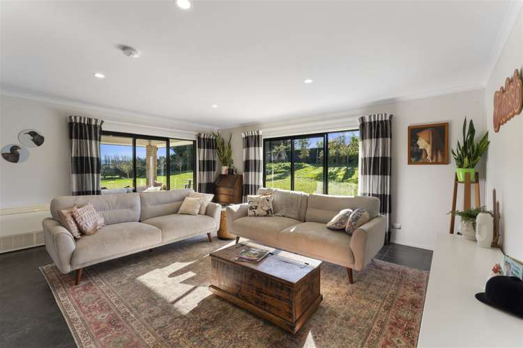 67 Northside Drive Waikuku_14