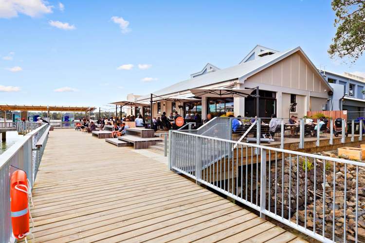 64 Craigs Way Hobsonville_19