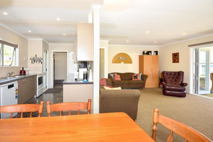 5 Mahia Heights Drive Mahia_8