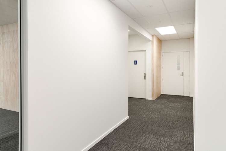 Office 1 and 2, Cnr Queen, Croucher and Talbot Street Richmond_8