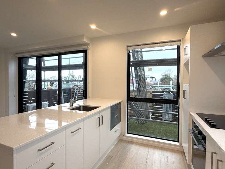 1/34 Briarley Street Tauranga South_5