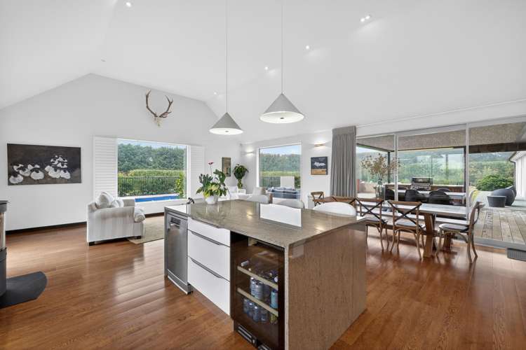 712 Highfield Road Burnham_8